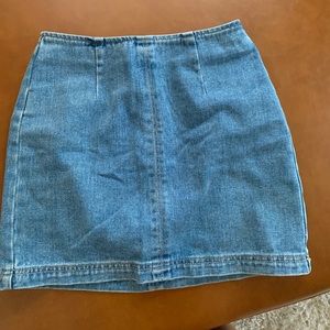 Cute Jean skirt!
